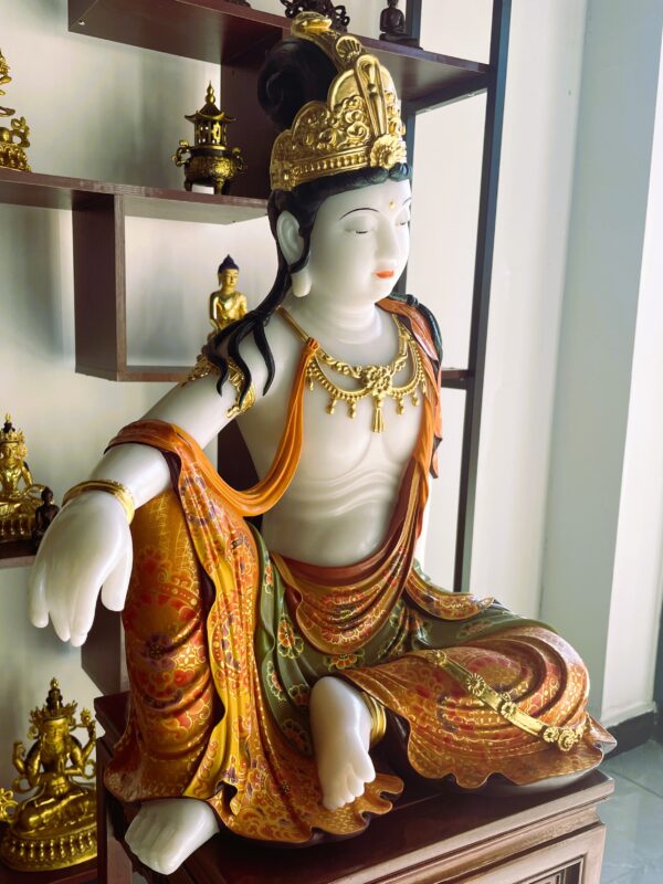 Avalokitesvara Bodhisattva