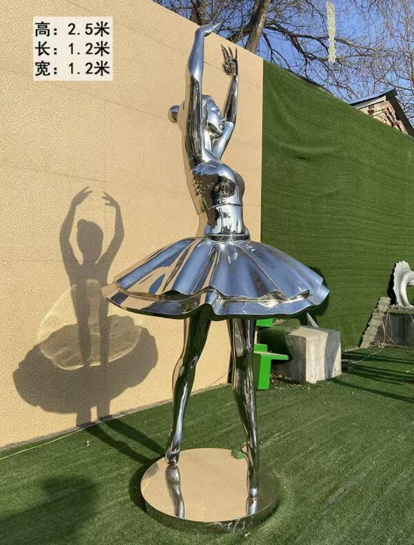 Ballet sculpture
